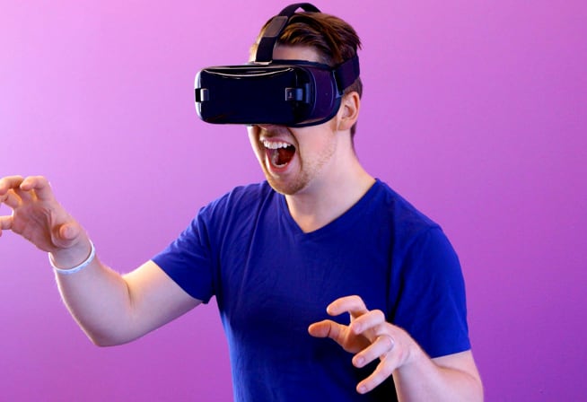 guy spazzing out over VR technology